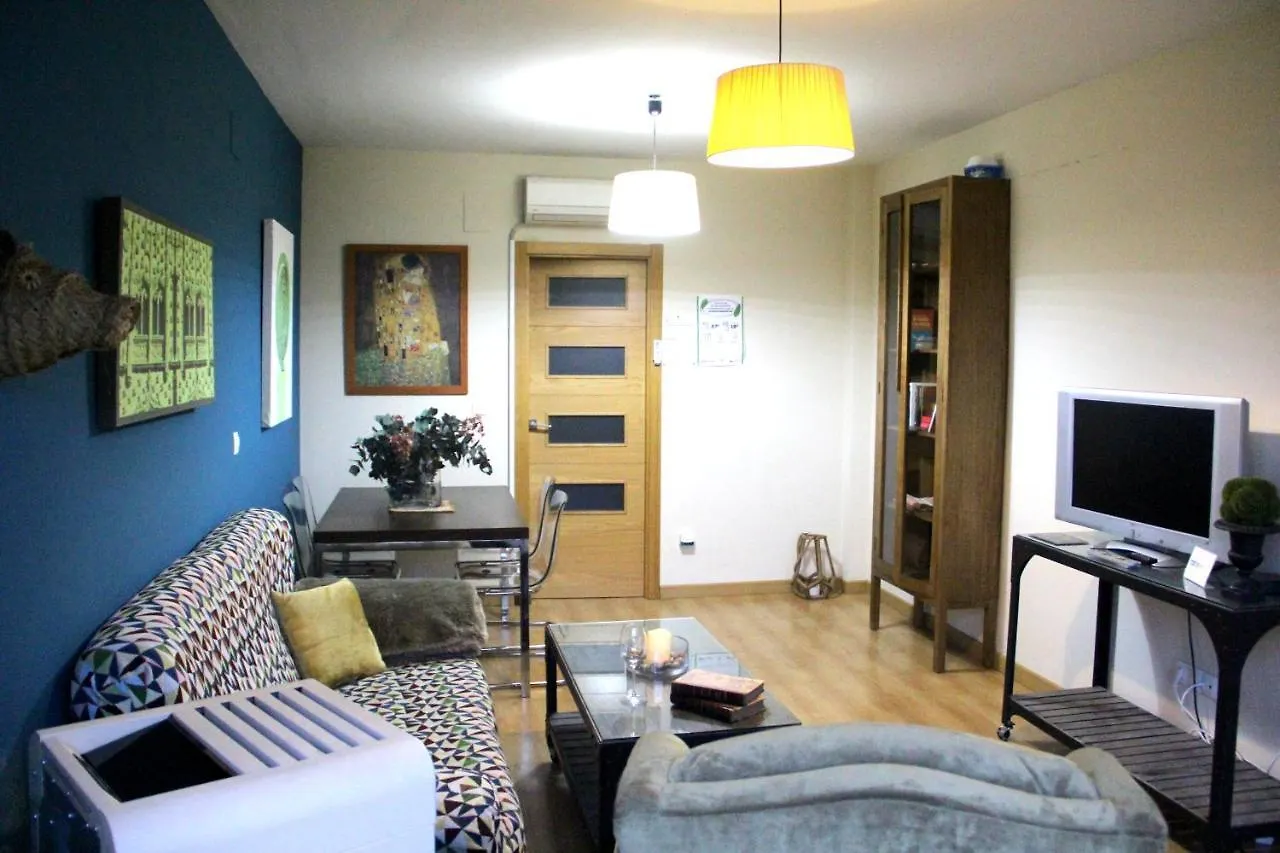 Apartamentos Alcazar De バエサ 0*,