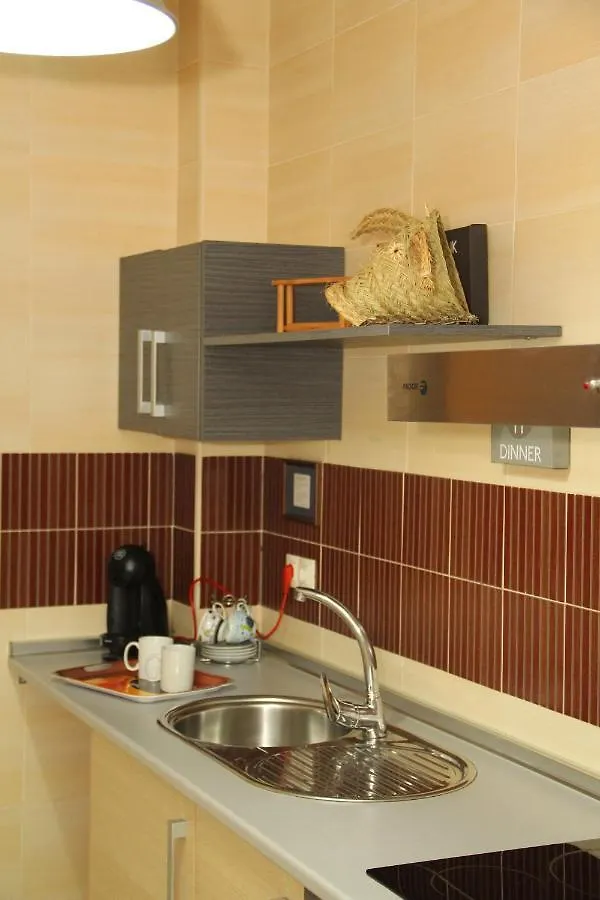 Apartamentos Alcazar De バエサ