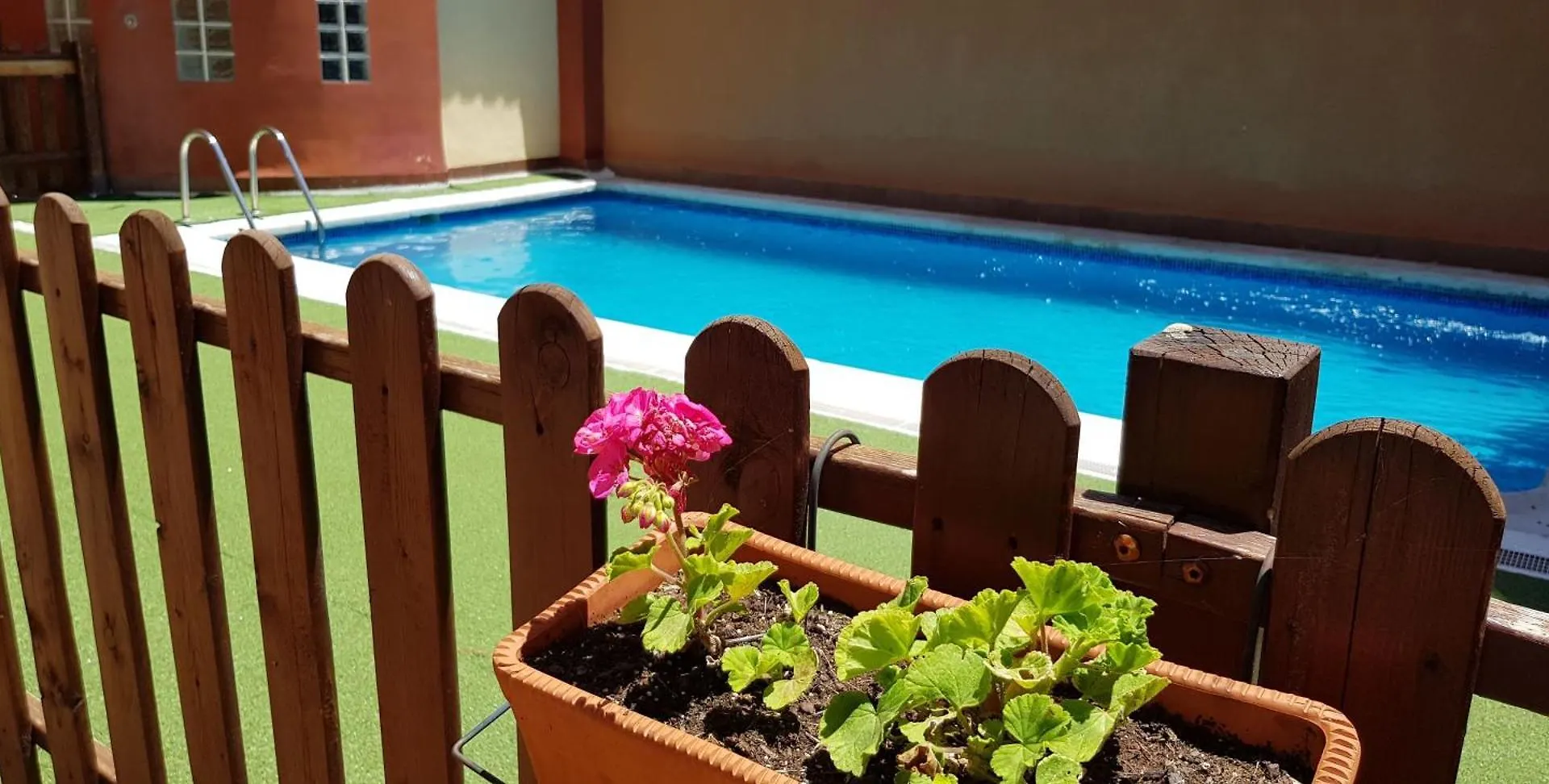 Apartamentos Alcazar De バエサ