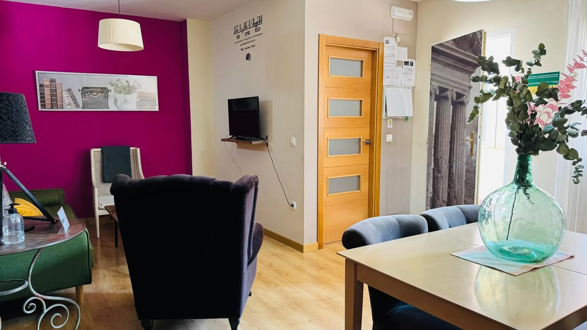 Apartamentos Alcazar De バエサ