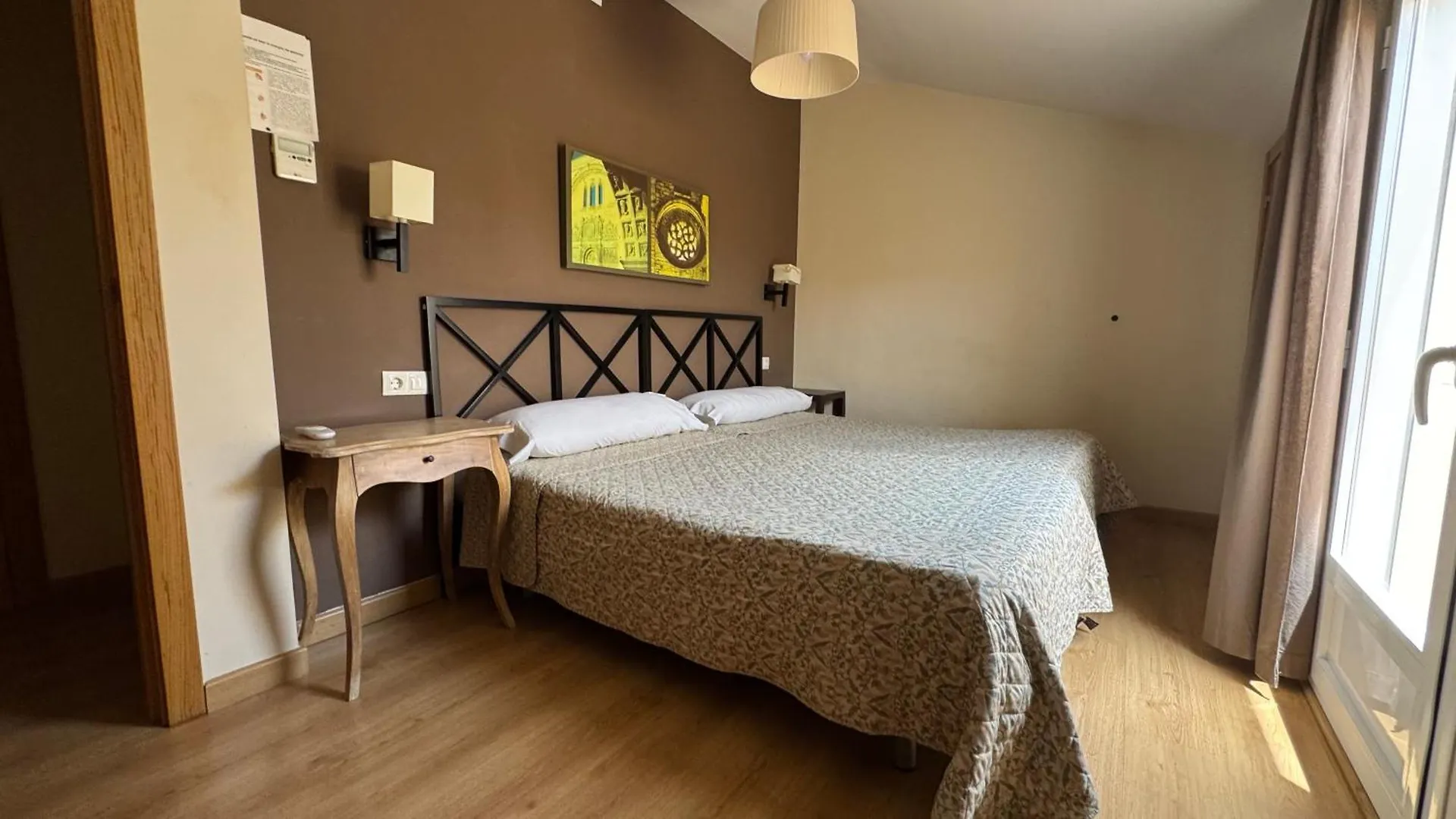 Apartamentos Alcazar De バエサ アパート