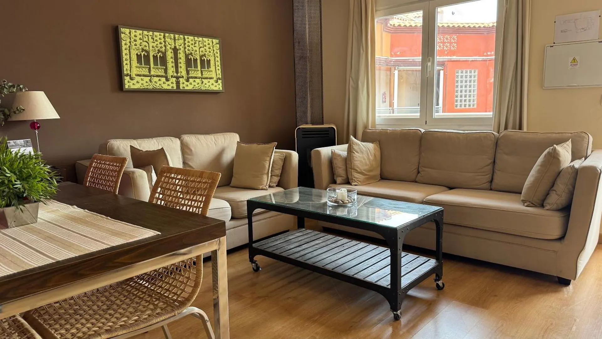 Apartamentos Alcazar De バエサ スペイン