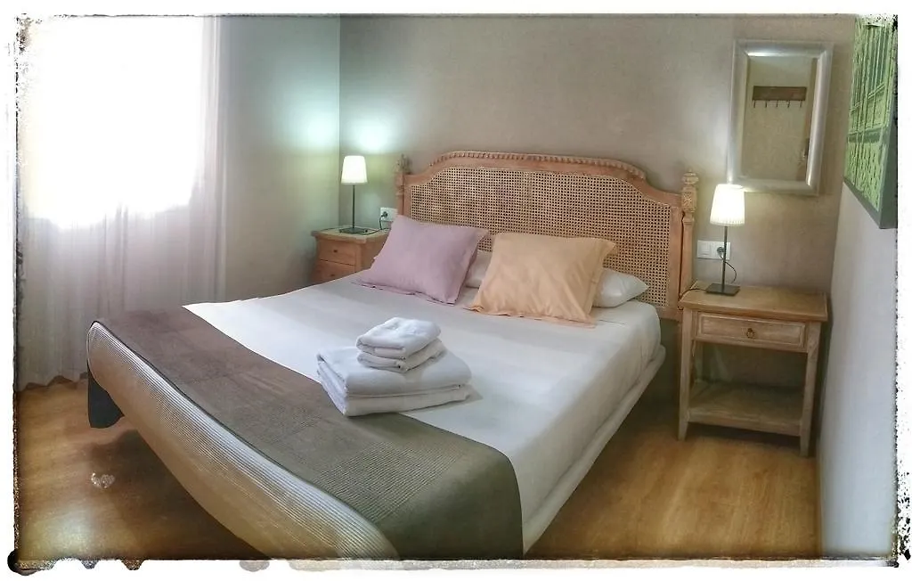 アパート Apartamentos Alcazar De バエサ スペイン