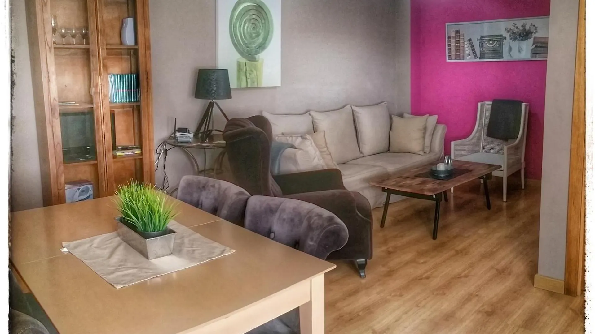 Apartamentos Alcazar De バエサ アパート